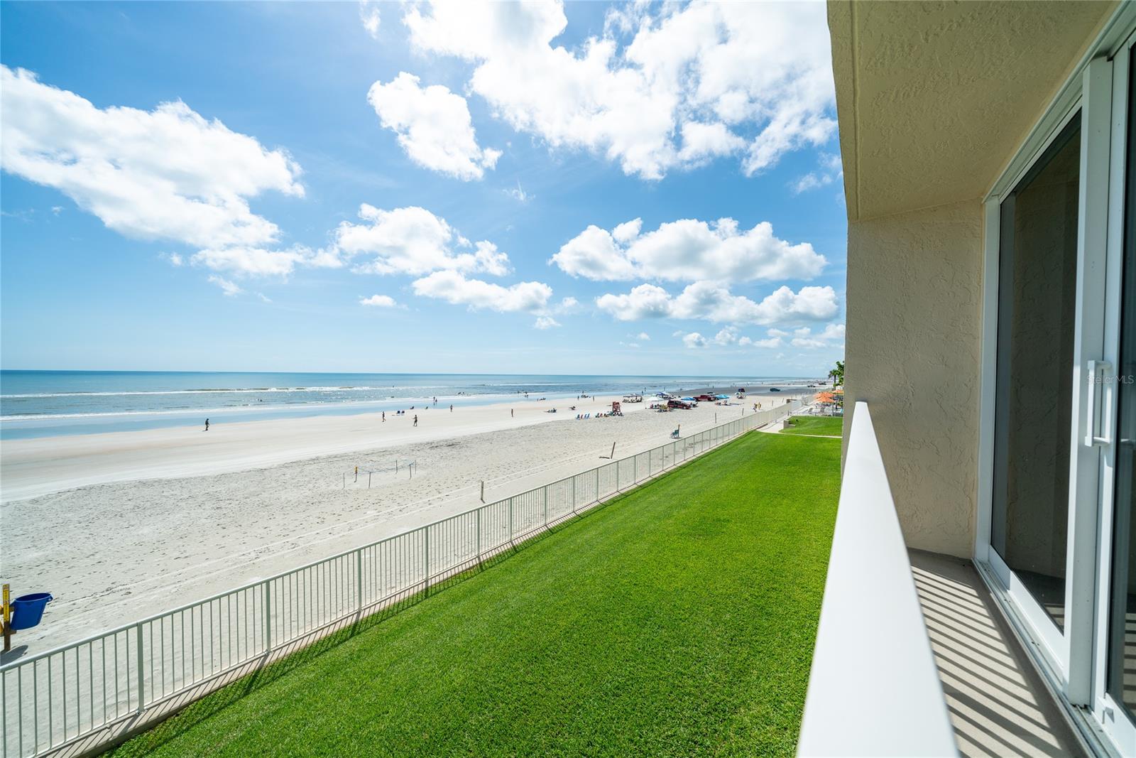 Pelican - Residential