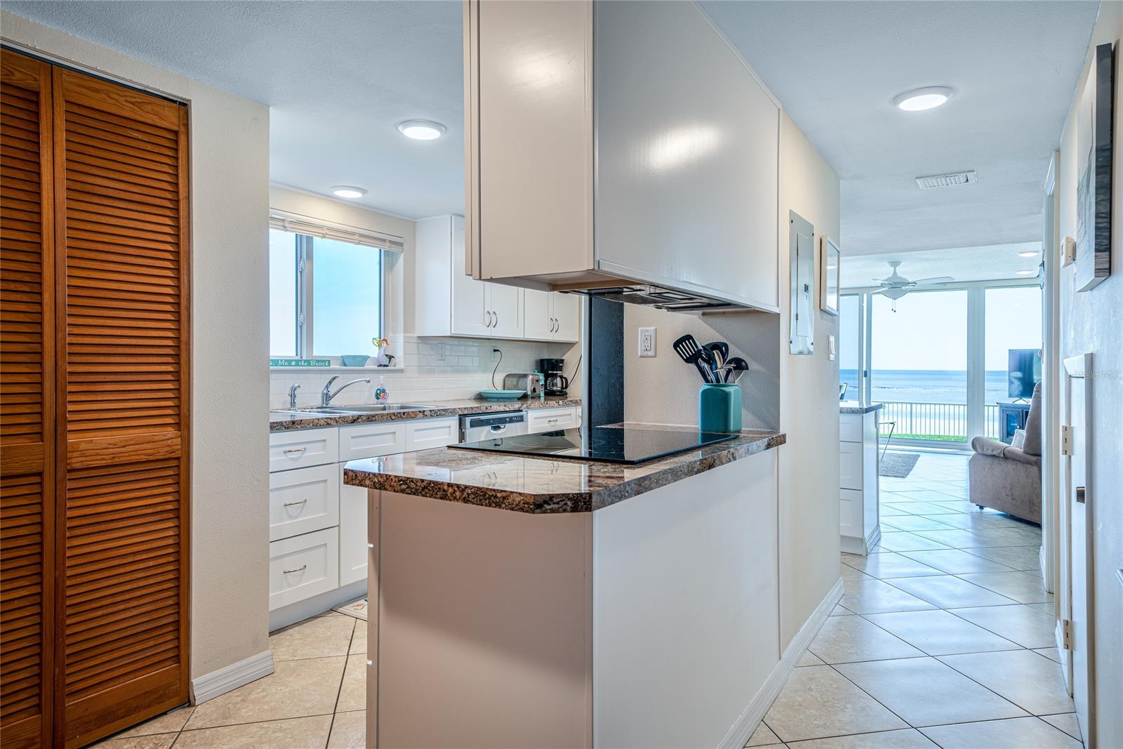 Pelican - Residential