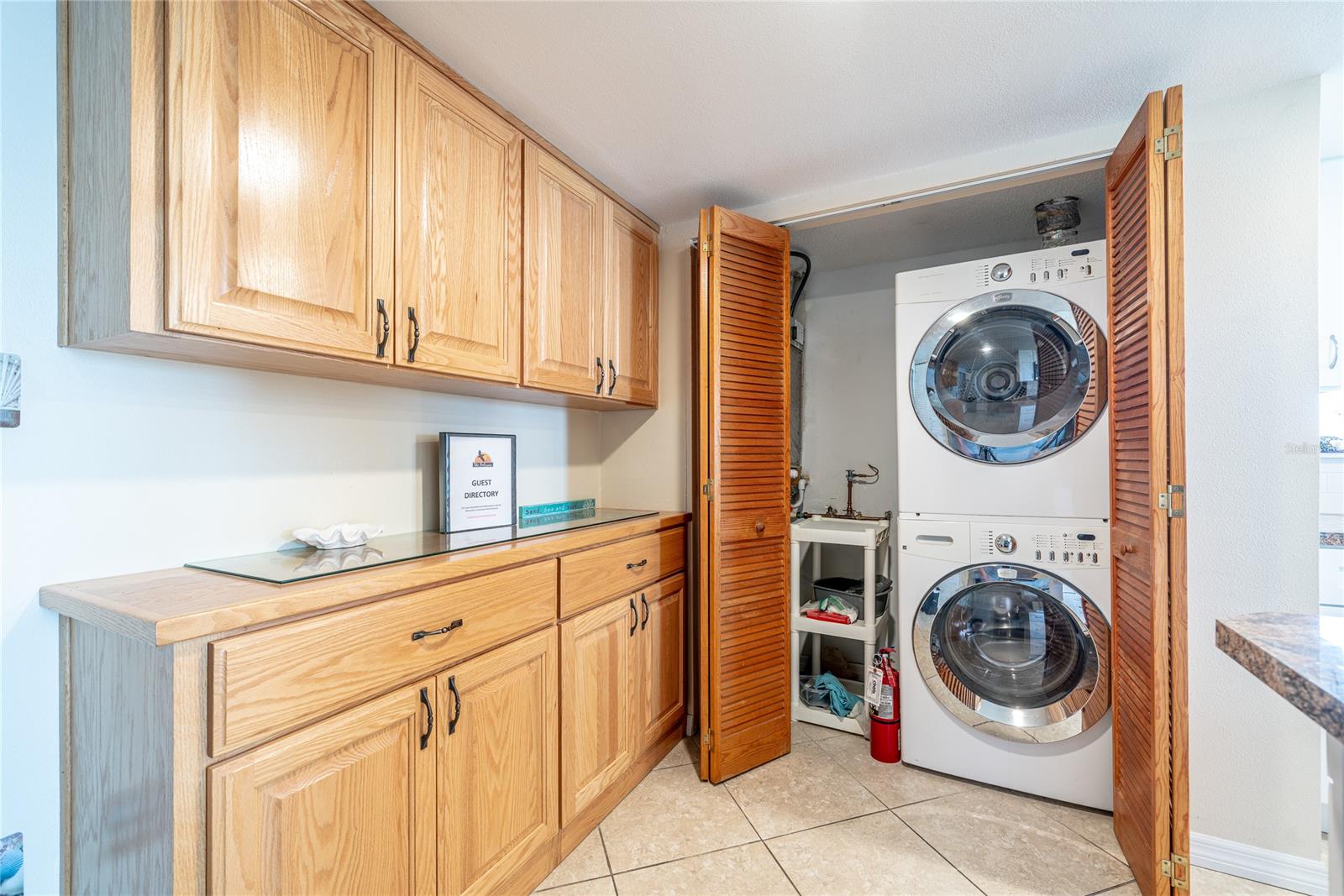 Pelican - Residential