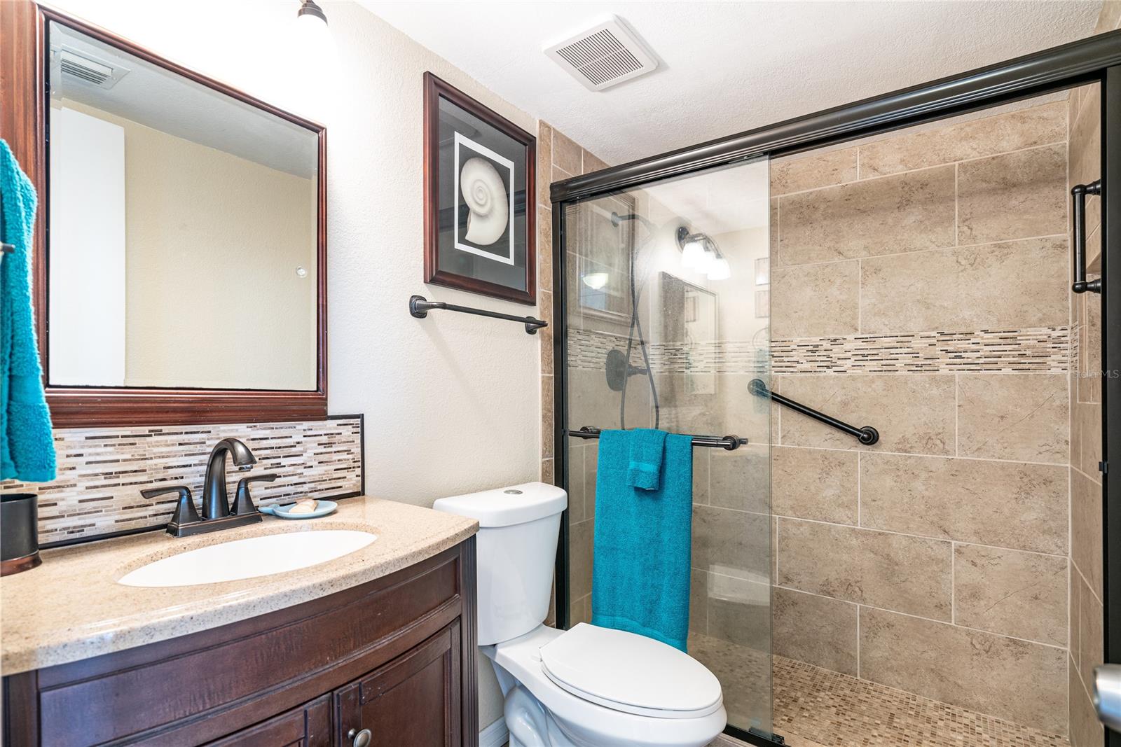 Pelican - Residential