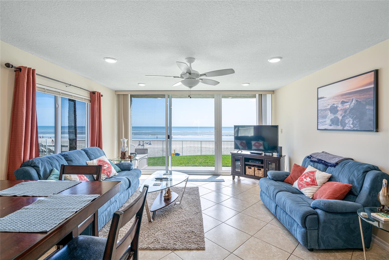 Pelican - Residential