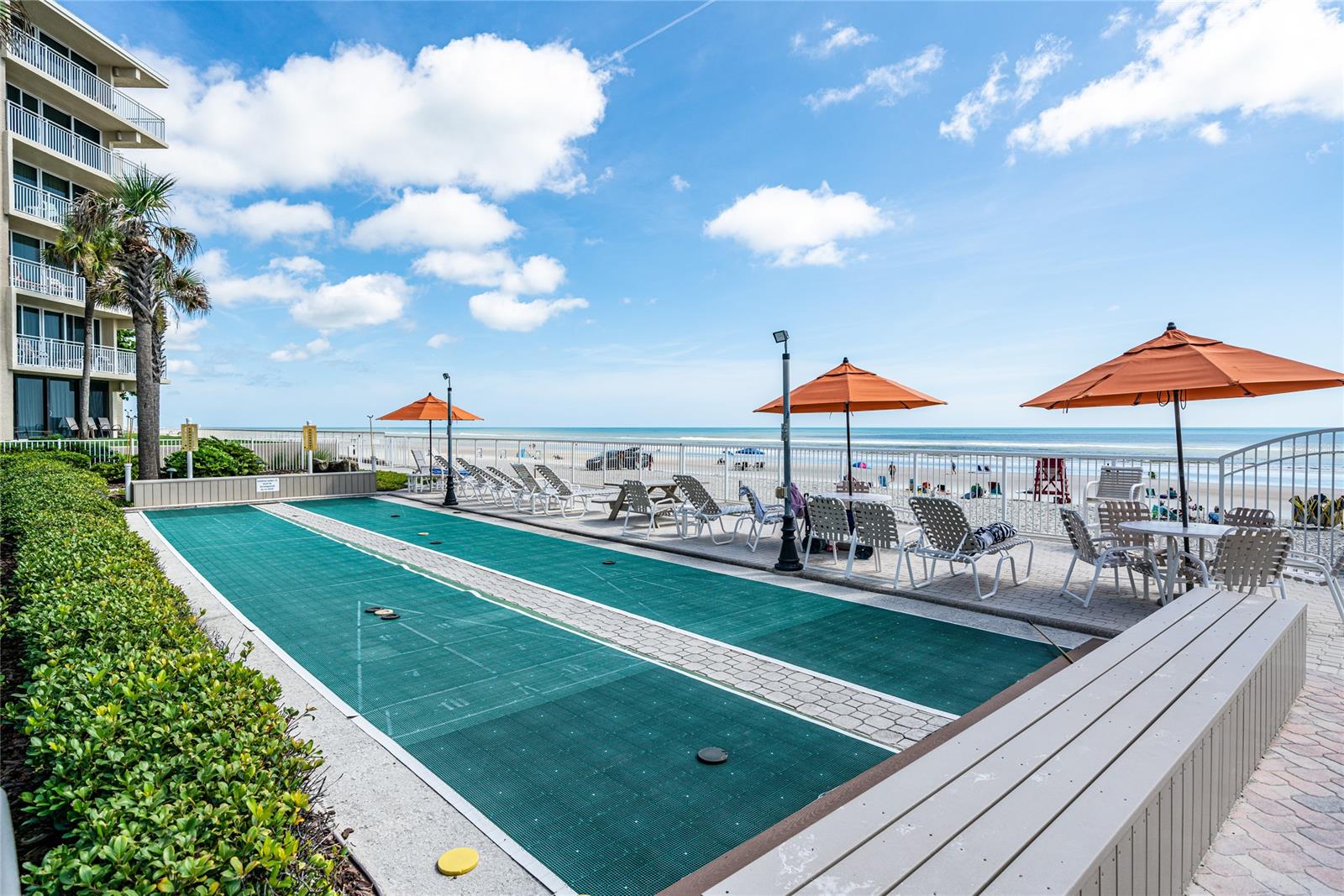 Pelican - Residential