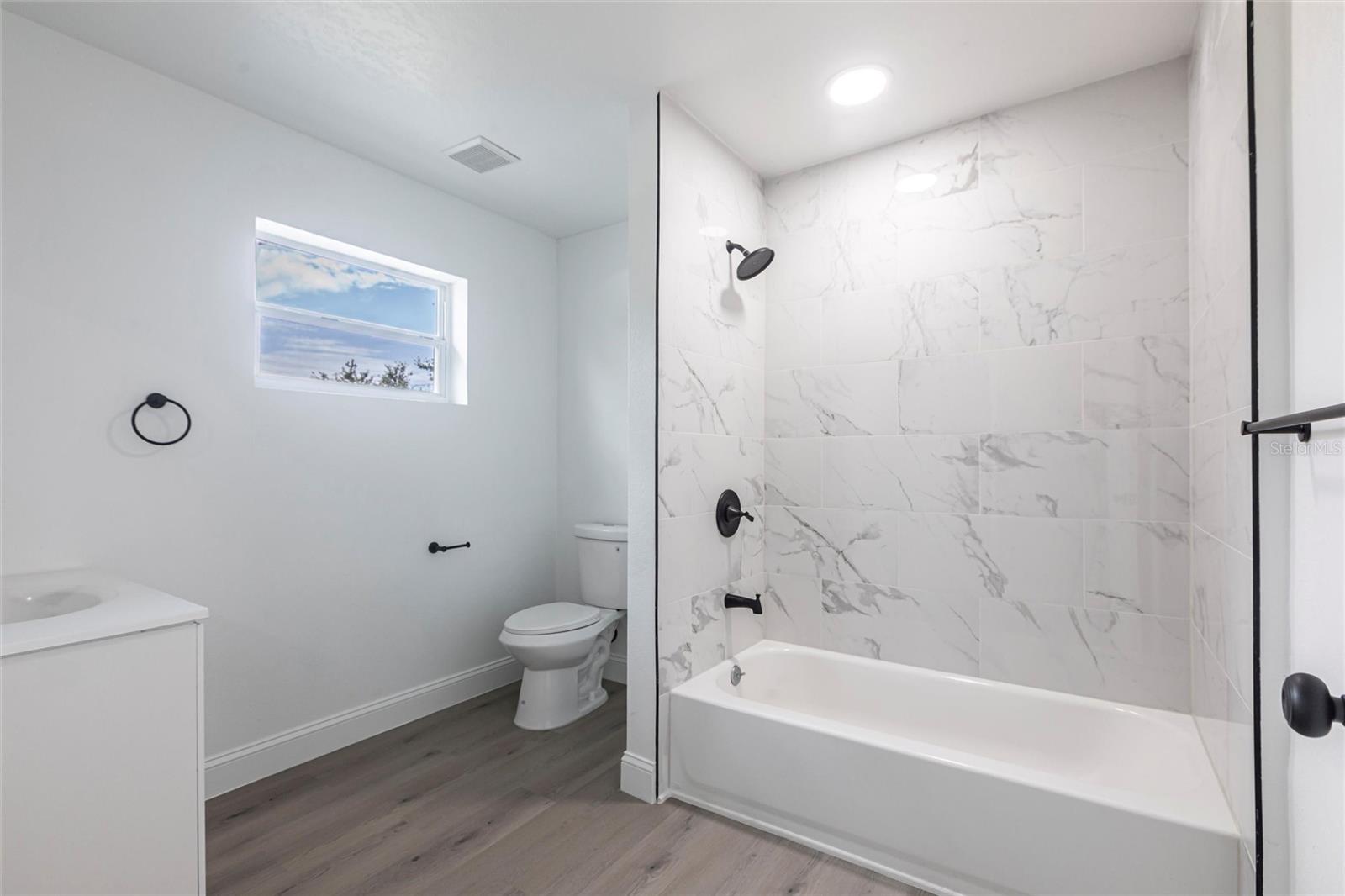 GARDEN MANOR SEC 1 REP - Residential