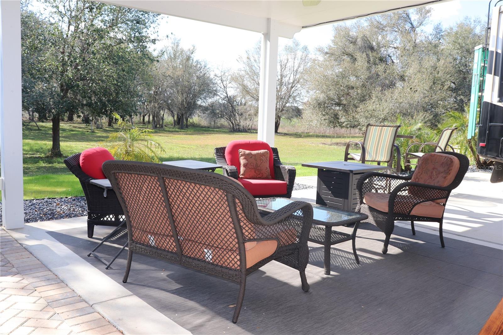 FLORIDA GRANDE MOTOR COACH RESORT - Land