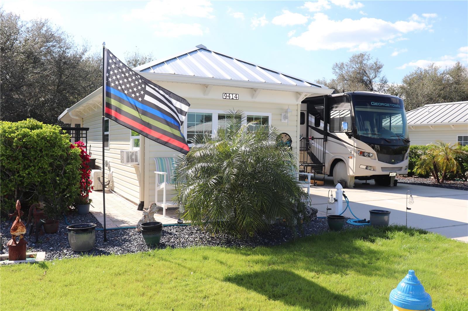 FLORIDA GRANDE MOTOR COACH RESORT - Land