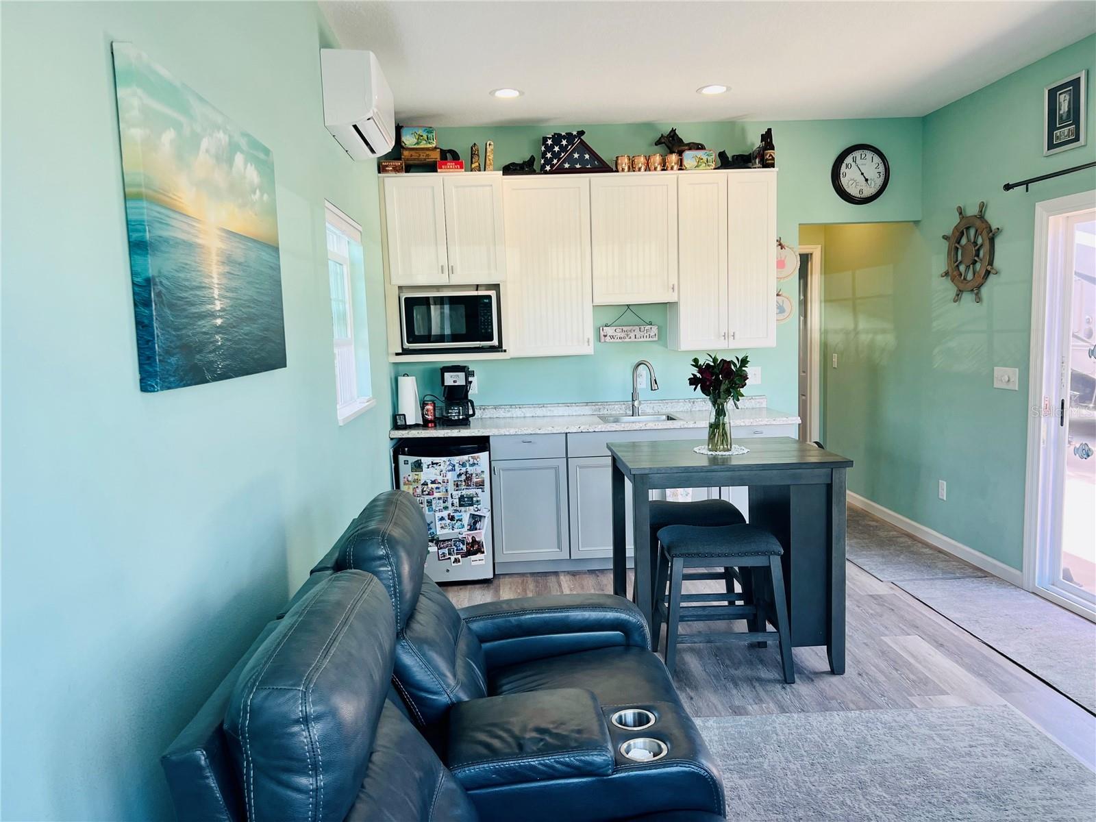 FLORIDA GRANDE MOTOR COACH RESORT - Land