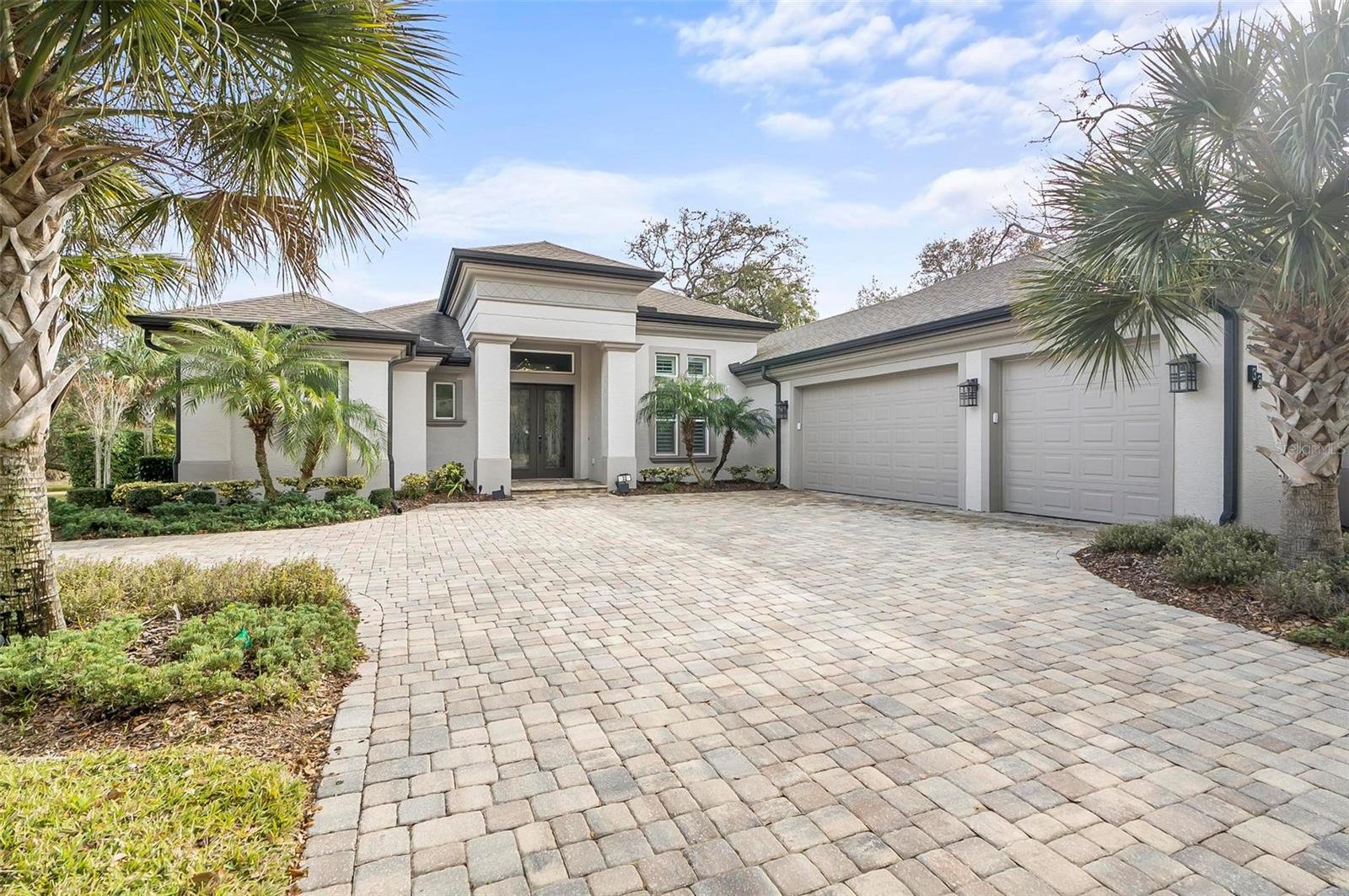 32 CREEKSIDE DRIVE