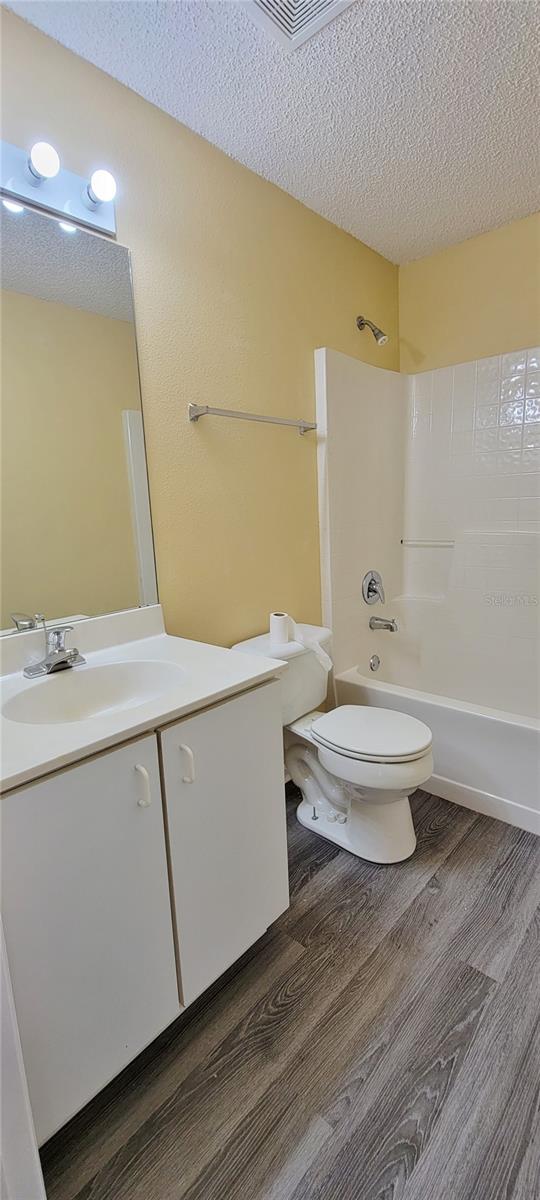 PINE RIDGE - Residential Lease