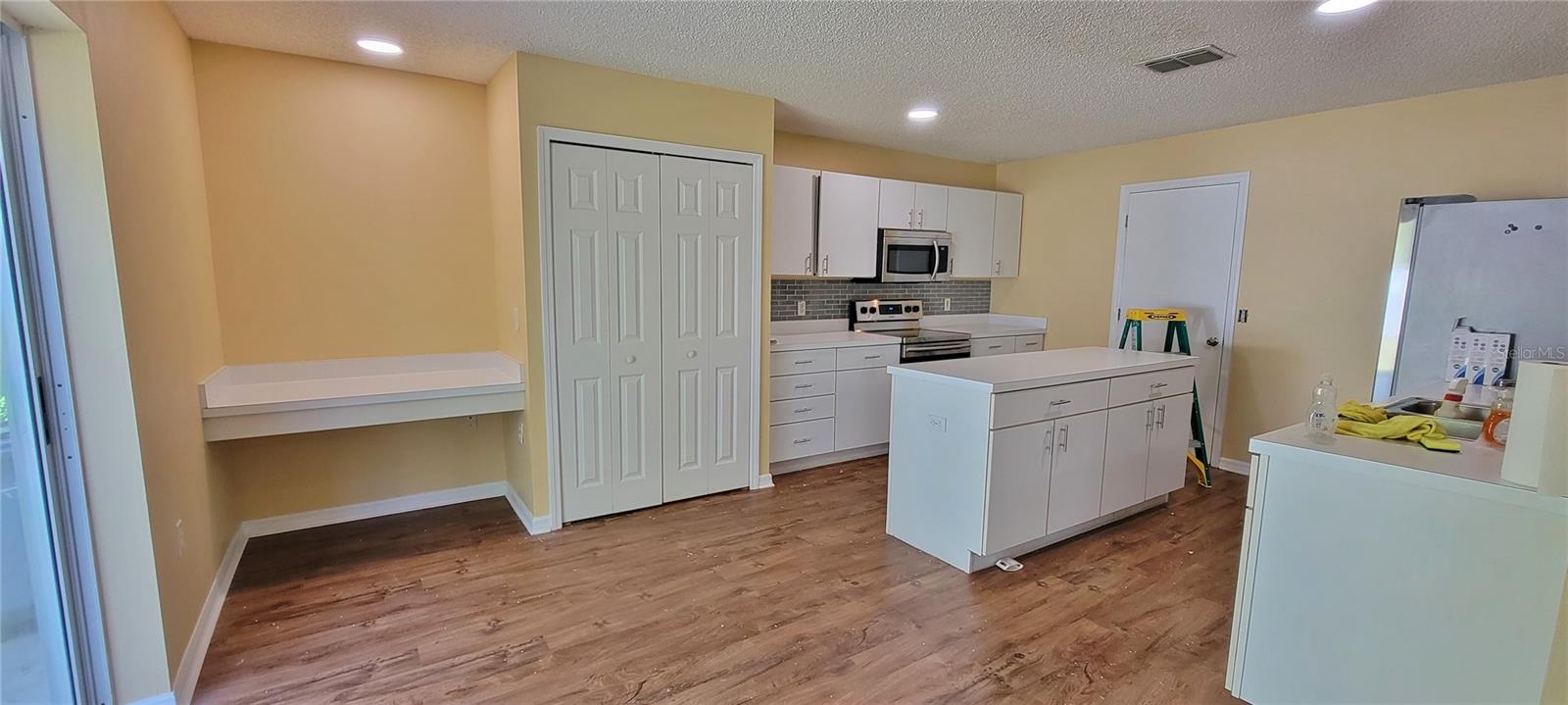 PINE RIDGE - Residential Lease