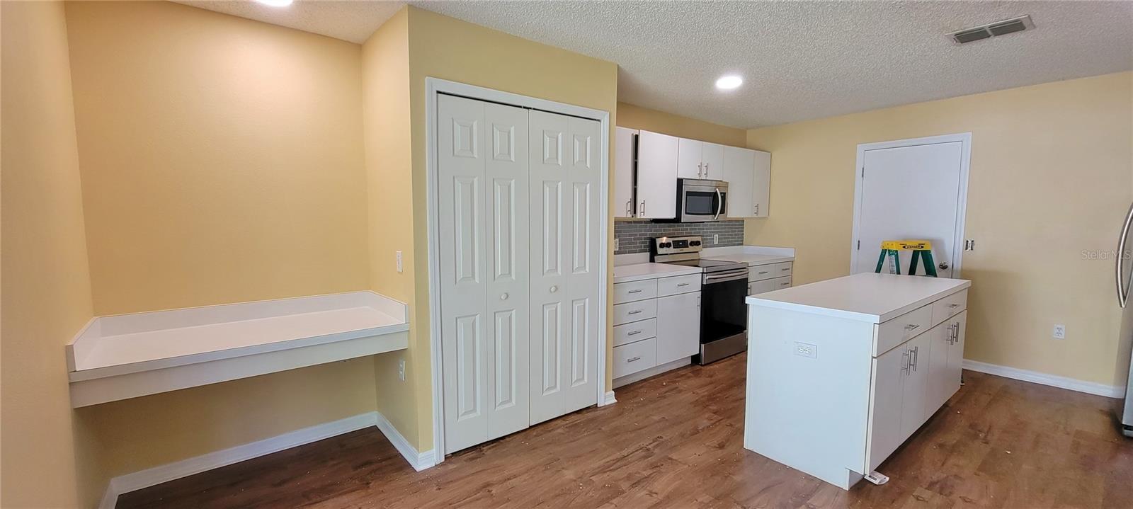 PINE RIDGE - Residential Lease