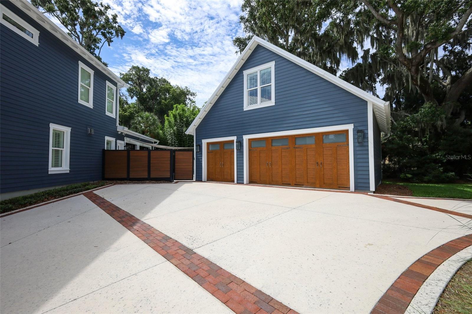20 W CREST AVENUE