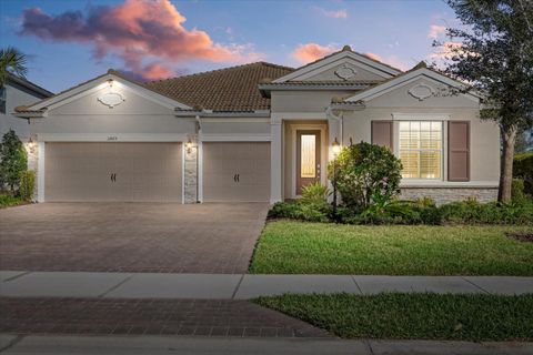 12423 BLUE HILL TRAIL LAKEWOOD RANCH FL 34211