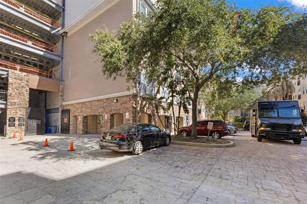 Photo of 4221 W Spruce Street #1326, Tampa, FL 33607 (MLS # A4659028)