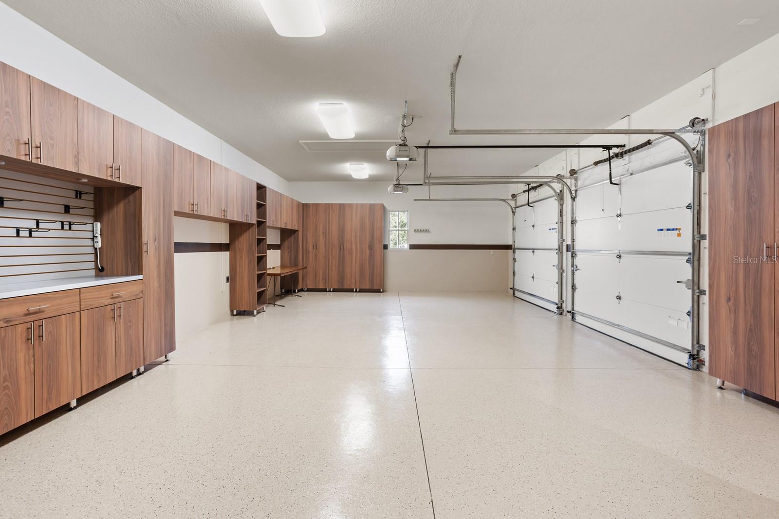 SIGNATURE LAKES, INDEPENDENCE - Residential