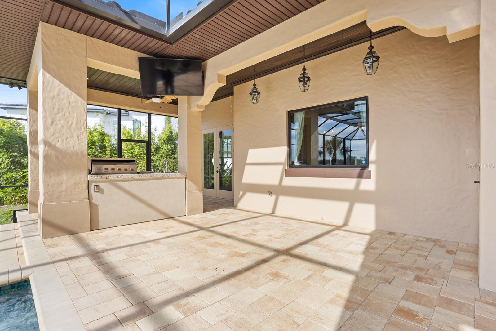 SIGNATURE LAKES, INDEPENDENCE - Residential