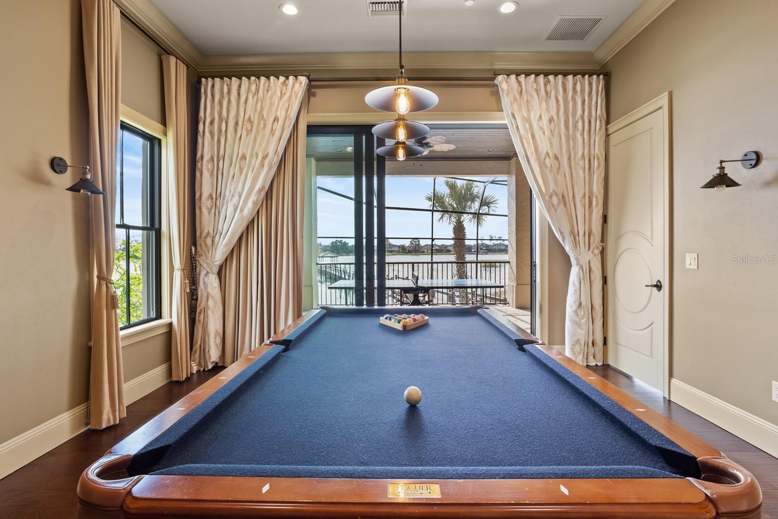 SIGNATURE LAKES, INDEPENDENCE - Residential