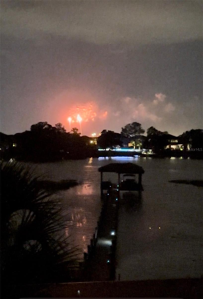 SIGNATURE LAKES, INDEPENDENCE - Residential