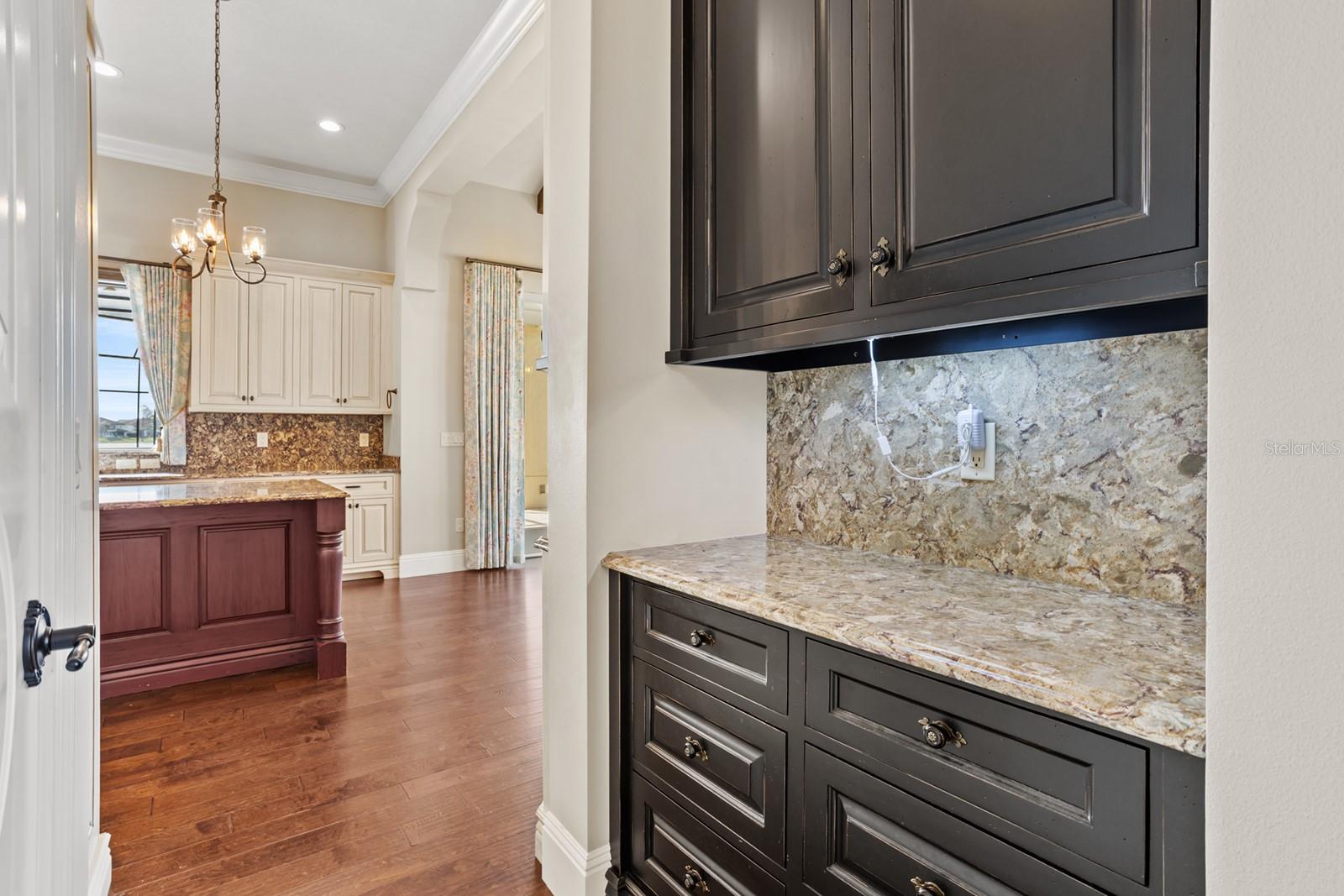 SIGNATURE LAKES, INDEPENDENCE - Residential