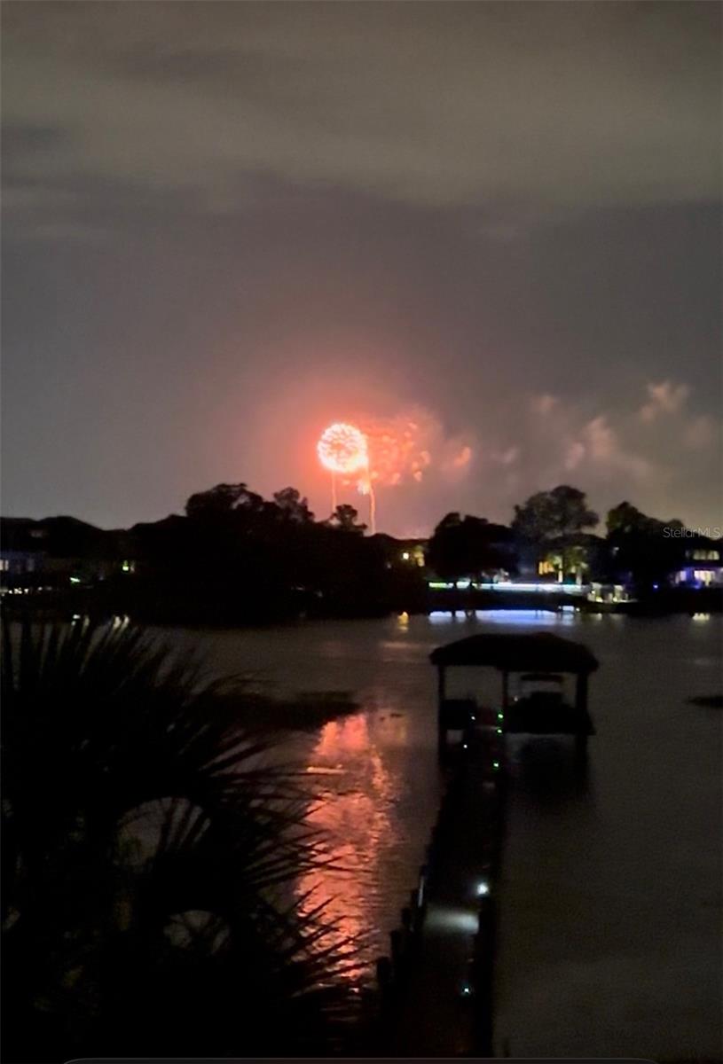 SIGNATURE LAKES, INDEPENDENCE - Residential