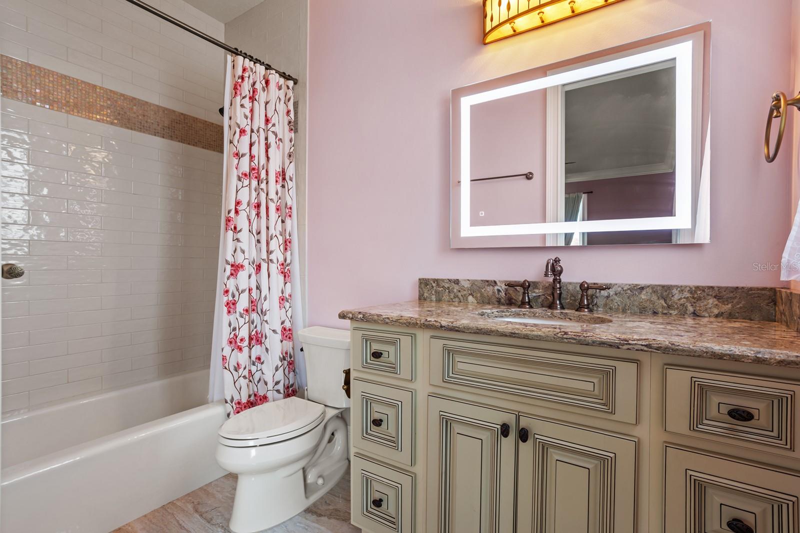 SIGNATURE LAKES, INDEPENDENCE - Residential