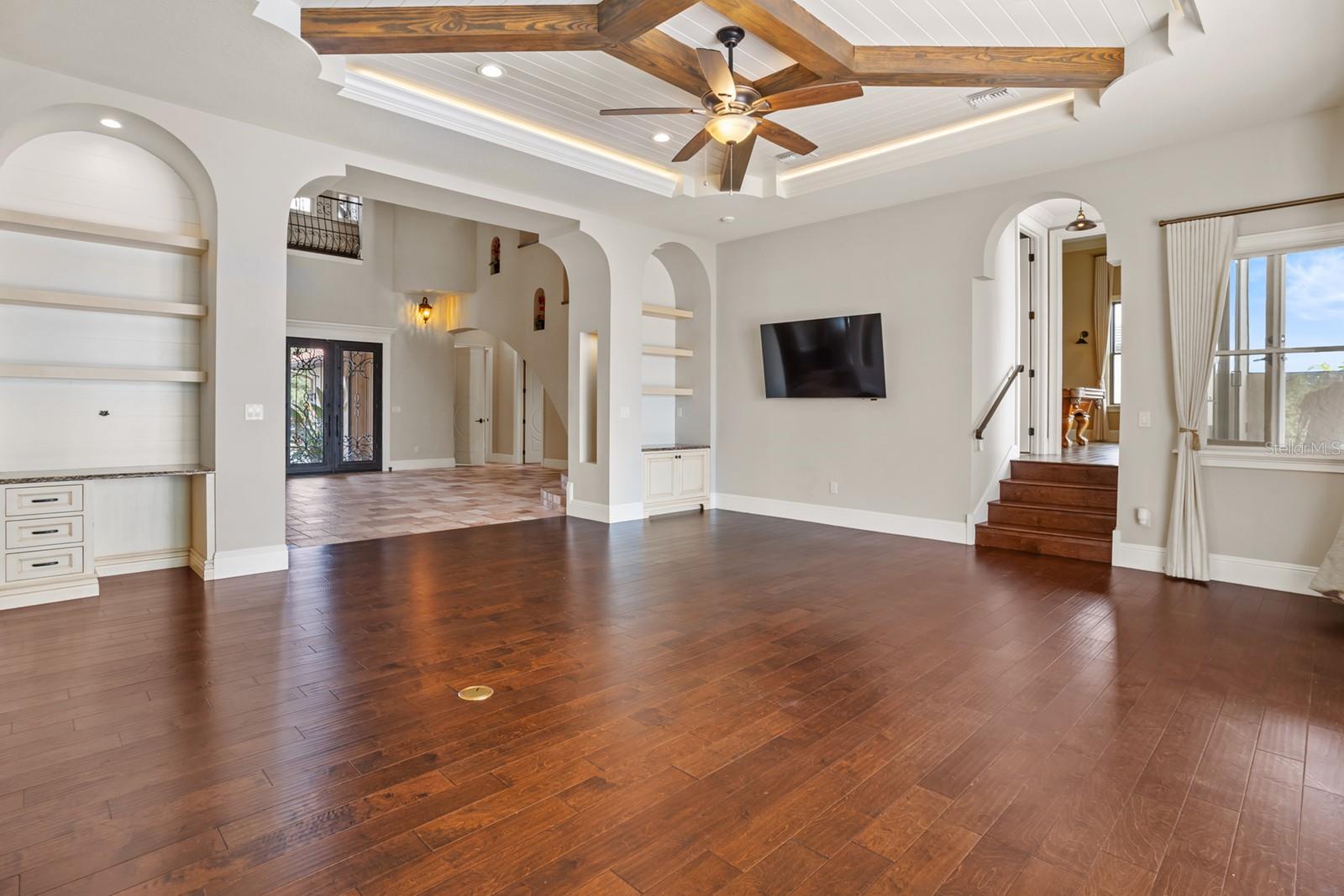 SIGNATURE LAKES, INDEPENDENCE - Residential