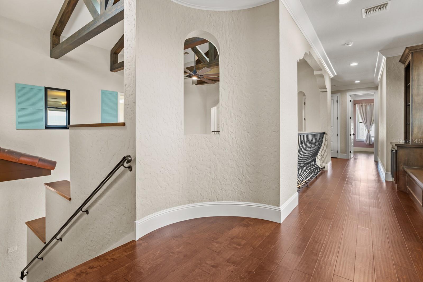 SIGNATURE LAKES, INDEPENDENCE - Residential