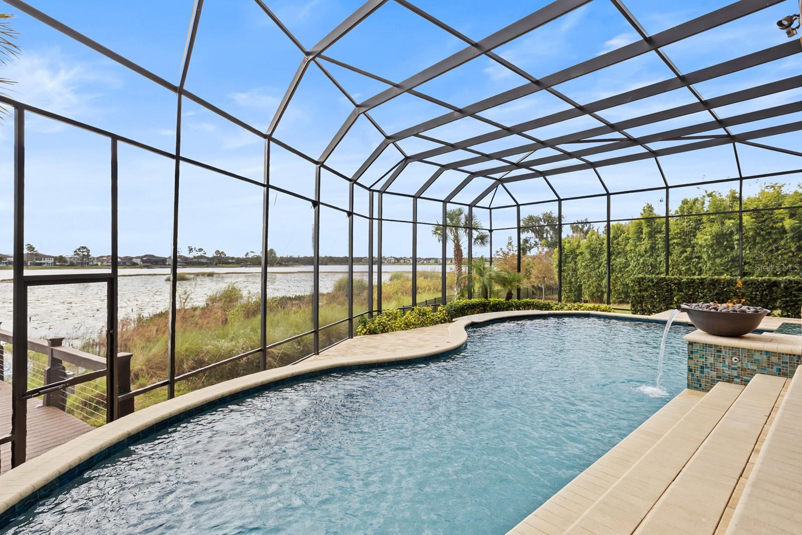 SIGNATURE LAKES, INDEPENDENCE - Residential