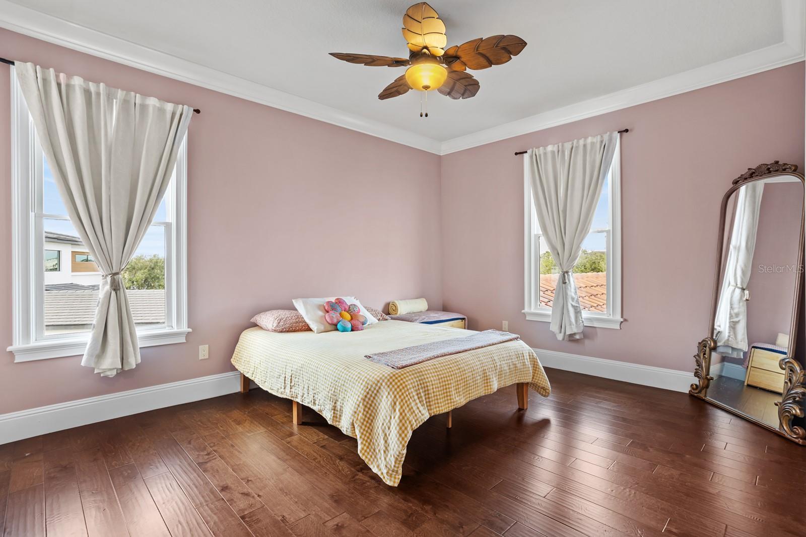 SIGNATURE LAKES, INDEPENDENCE - Residential