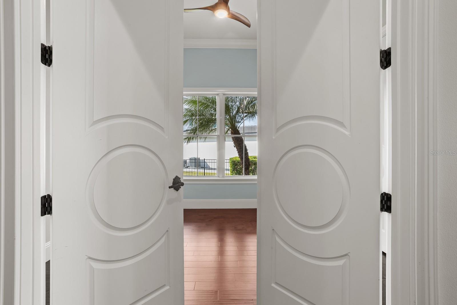 SIGNATURE LAKES, INDEPENDENCE - Residential