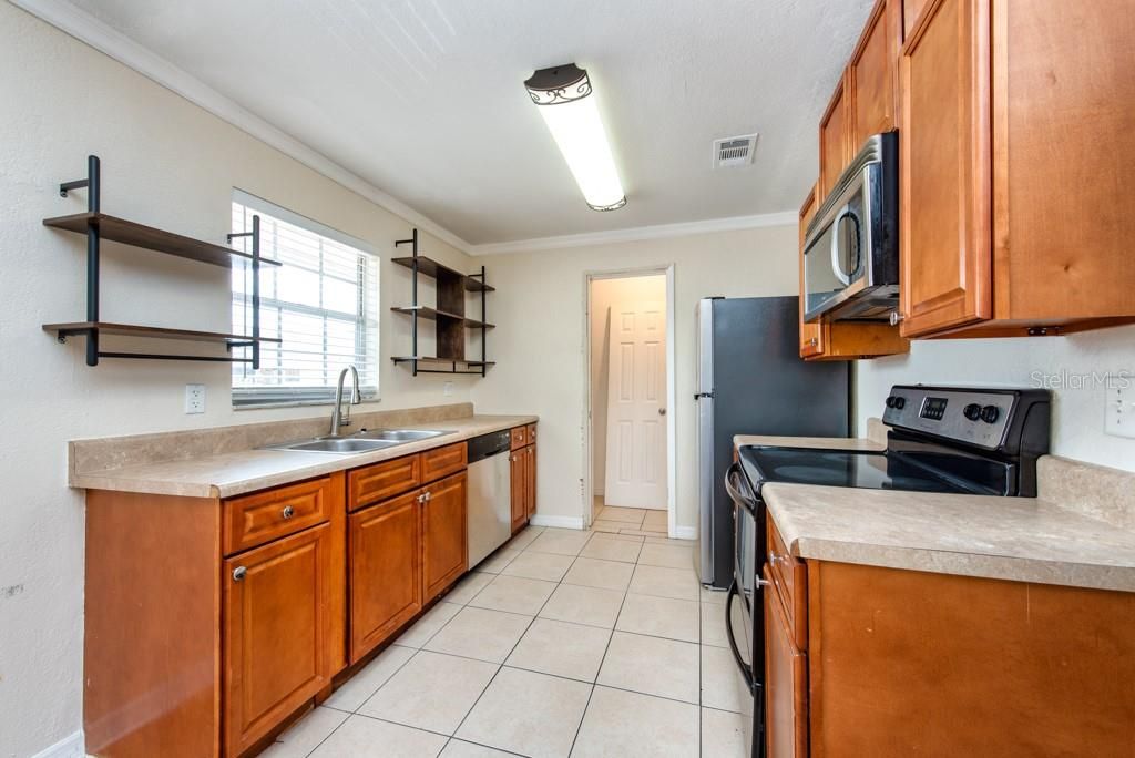 Photo of 200 Country Club Drive #1402, Largo, FL 33771 (MLS # TB8402350)