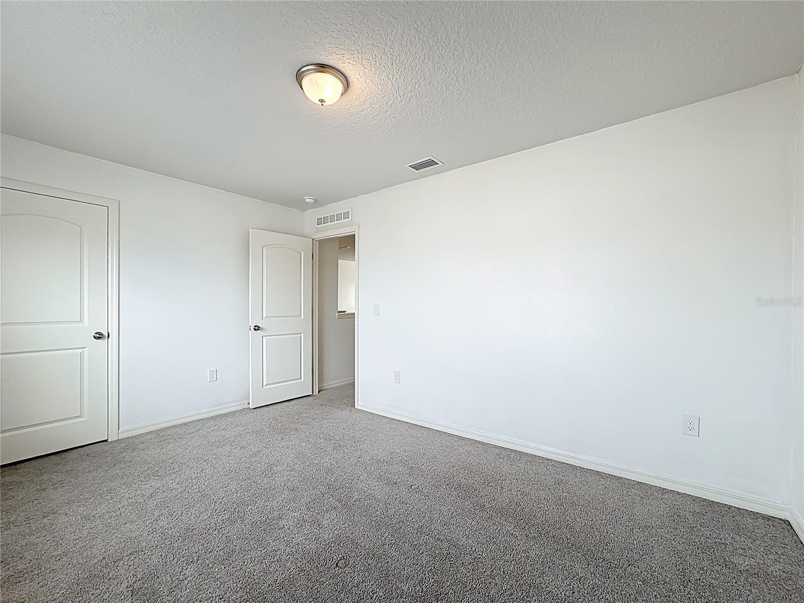 POINCIANA NBRHD 02 VILLAGE 08 - Residential Lease