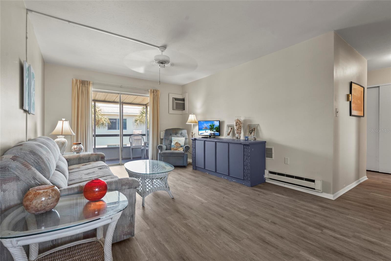 1837 FLAMINGO BOULEVARD O35