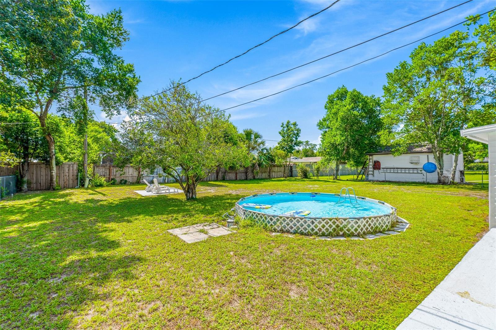 DELTONA LAKES UNIT 10 IN 25 & 36 18 30 - Residential