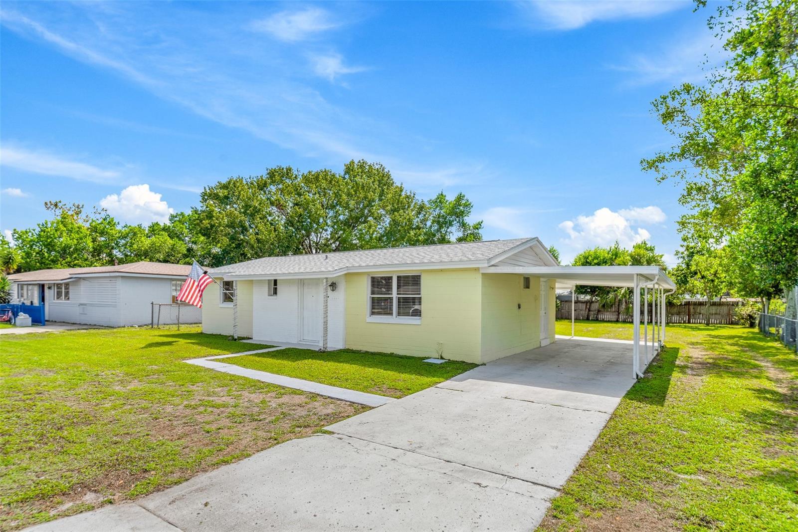 DELTONA LAKES UNIT 10 IN 25 & 36 18 30 - Residential