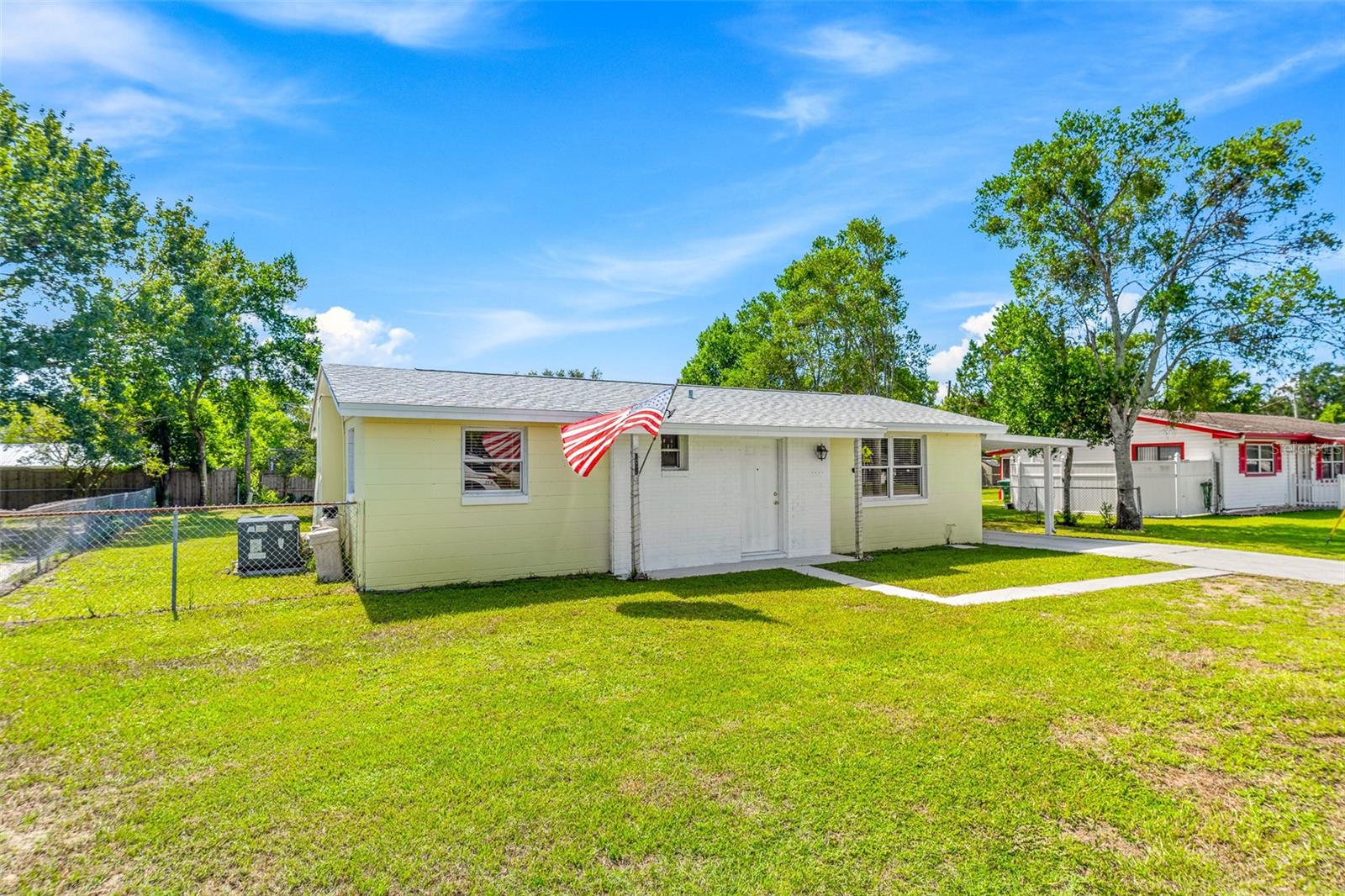 DELTONA LAKES UNIT 10 IN 25 & 36 18 30 - Residential