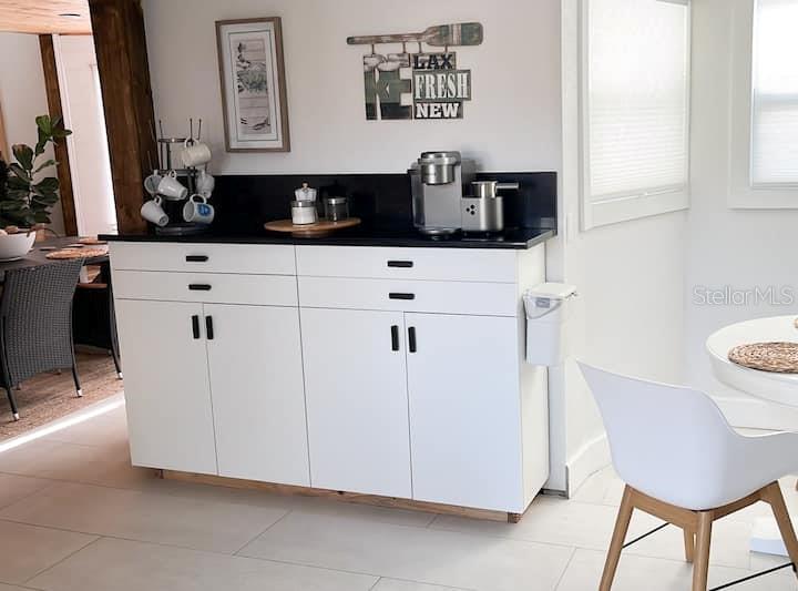 TROPICAL SHORES - Residential