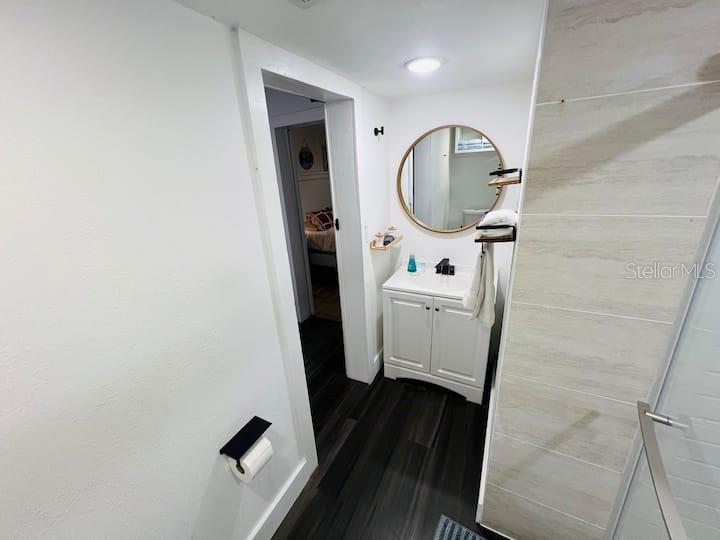 TROPICAL SHORES - Residential