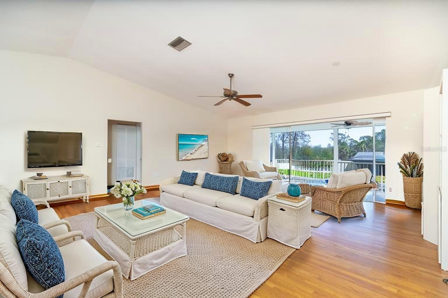 9230 PINE COVE DRIVE