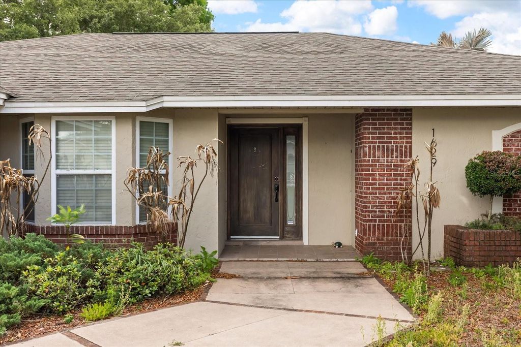 Photo of 1629 Yeomans Path, Lakeland, FL 33809 (MLS # G5111817)