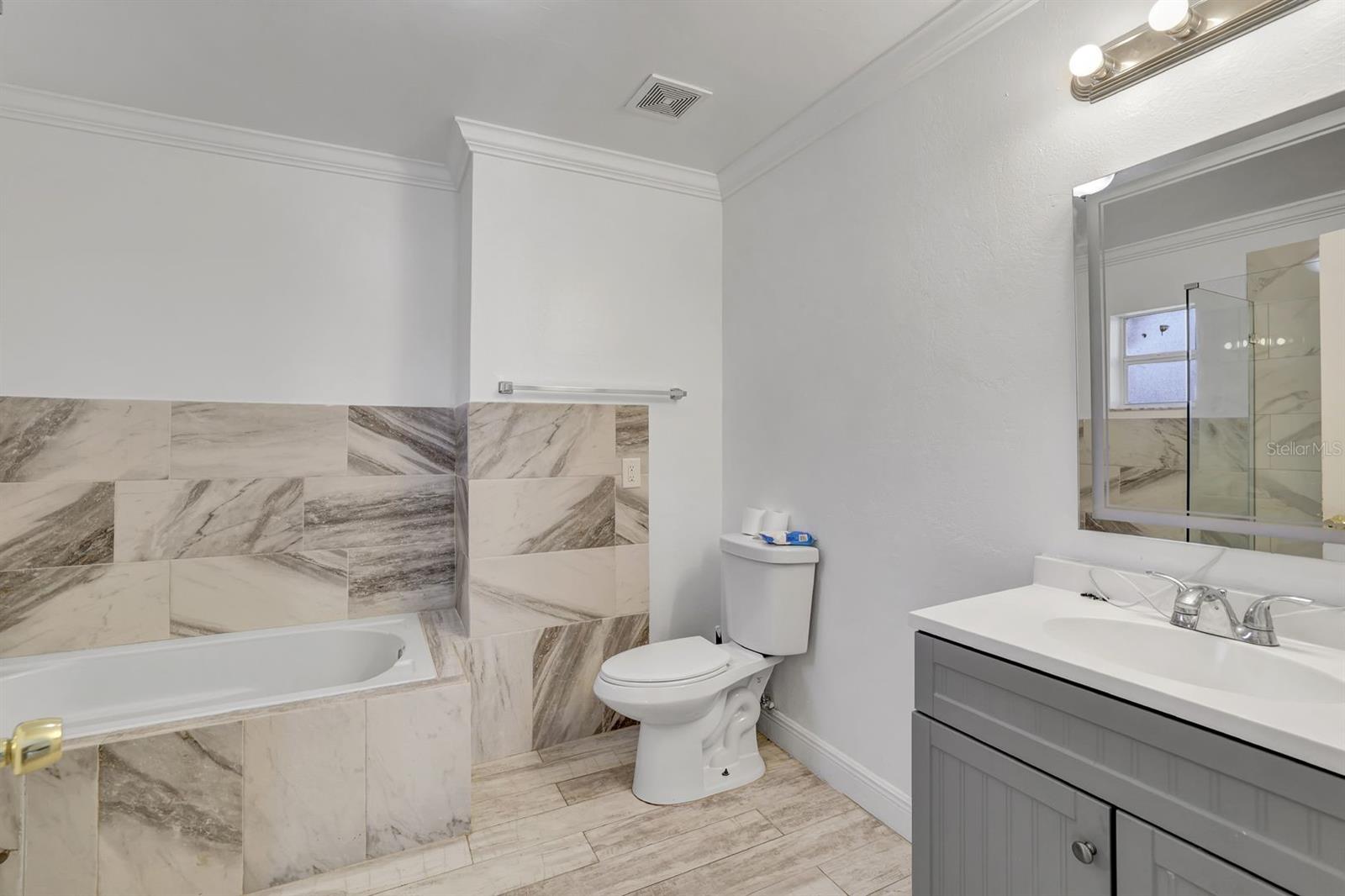 GOLDEN GATE ESTATE UNIT 89 - Residential