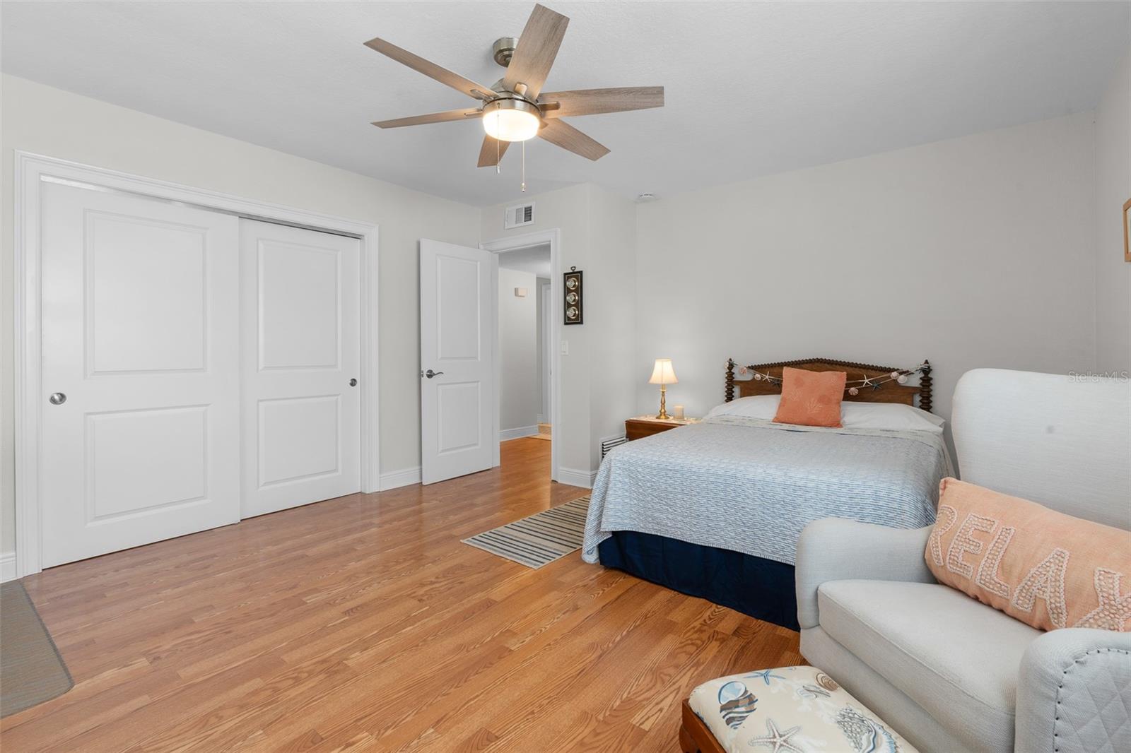 OAK LAKE ESTATES - Residential