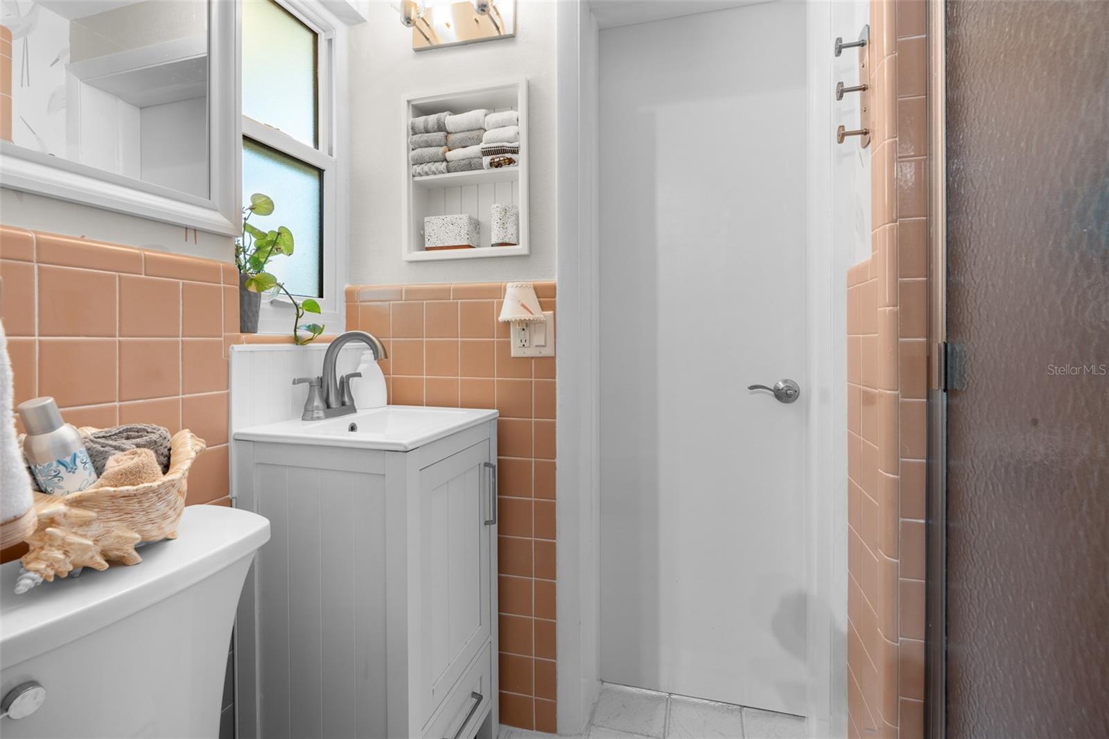 OAK LAKE ESTATES - Residential