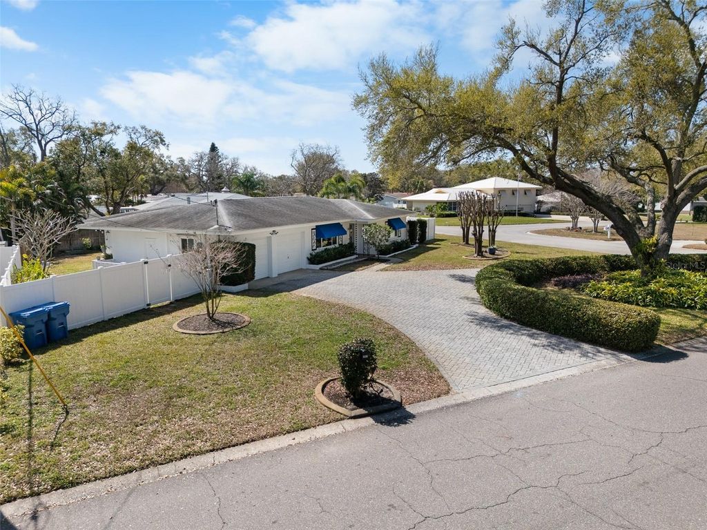 Photo of 1841 Magnolia Drive, Clearwater, FL 33764 (MLS # TB8481908)