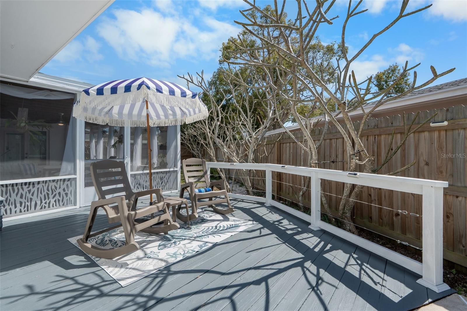 OAK LAKE ESTATES - Residential