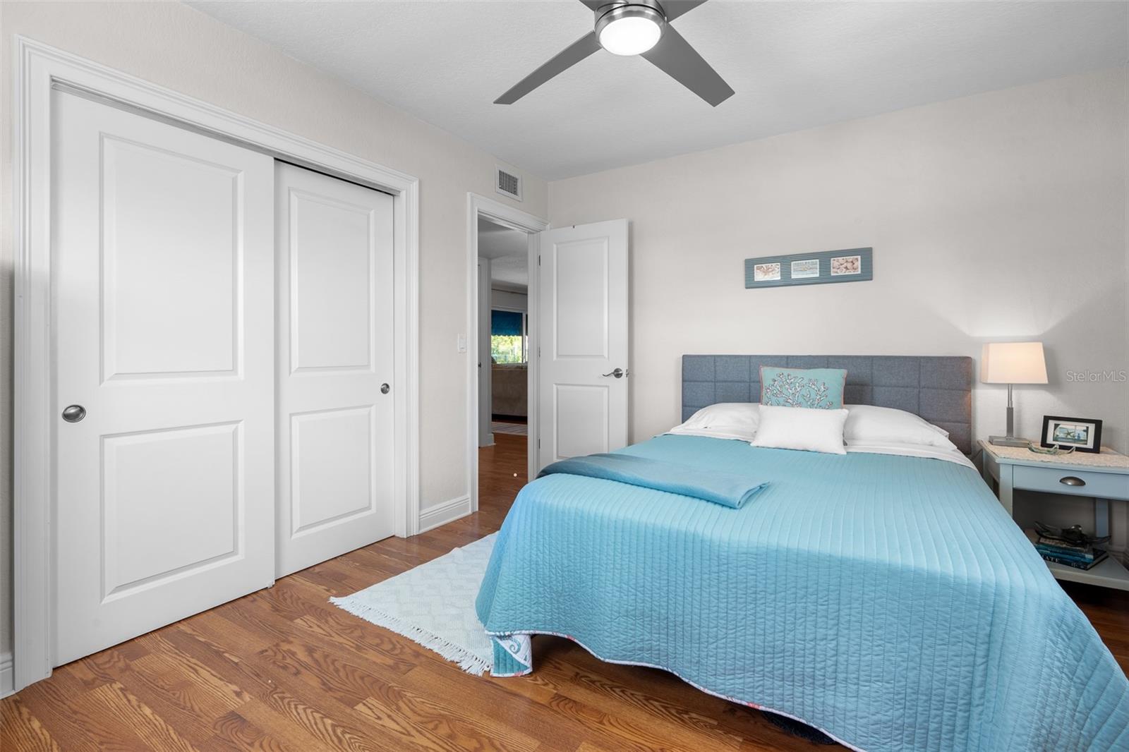 OAK LAKE ESTATES - Residential