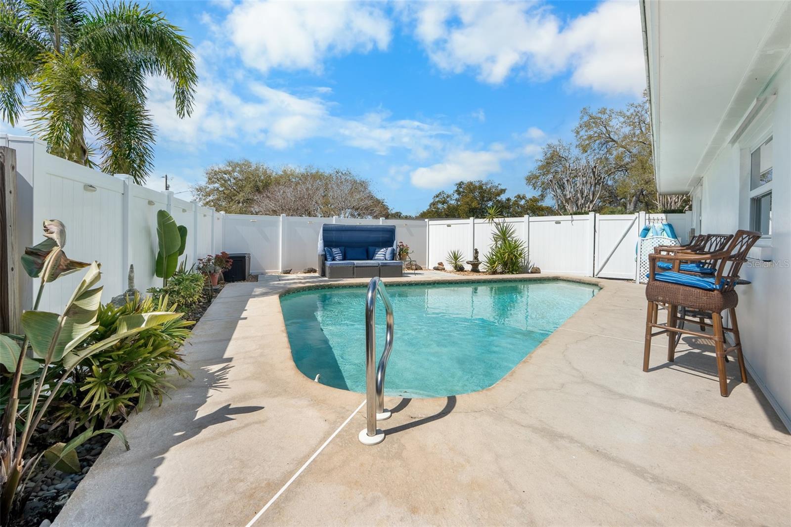 OAK LAKE ESTATES - Residential