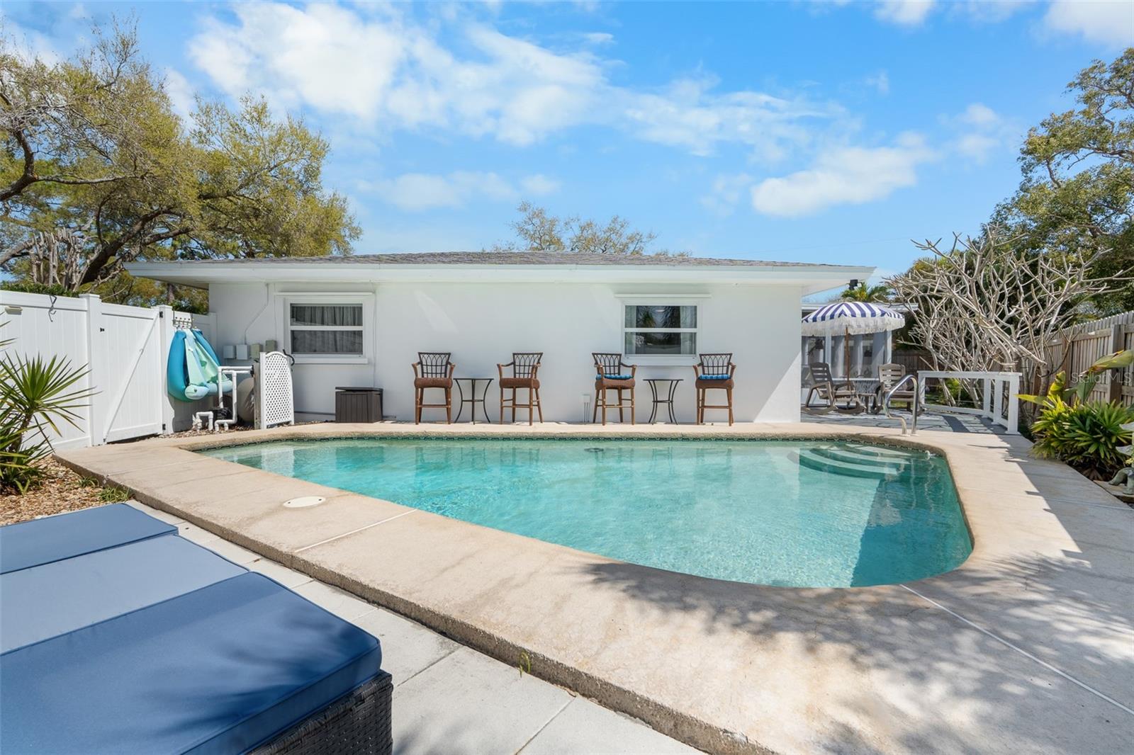 OAK LAKE ESTATES - Residential