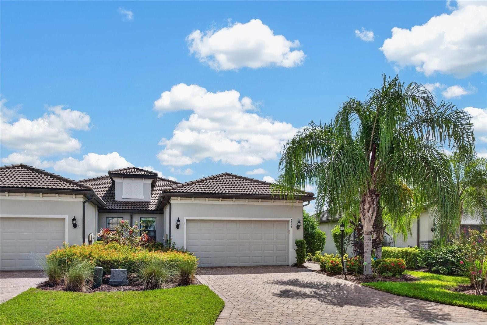 6927 HOLBROOK COVE