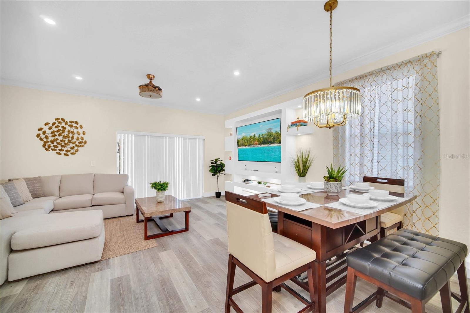 REGAL PALMS AT HIGHLAND RESERVE - Residential