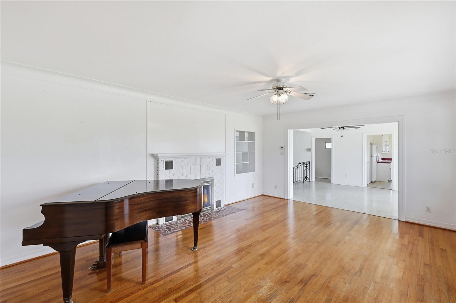 UPLANDS THE - Residential